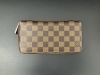 ルイ・ヴィトン（LOUIS VUITTON）財布「【ルイ・ヴィトン（LOUIS VUITTON）財布高価買取】足立区北千住の買取専門店「おたからや　北千住東口駅前店」電話相談無料＆査定無料♪」