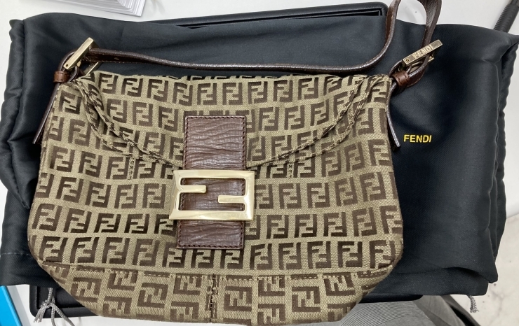 「【ブランド　FENDI　高価買取】姫路市の買取専門店「おたからや　姫路本店店」電話相談無料＆査定無料♪」