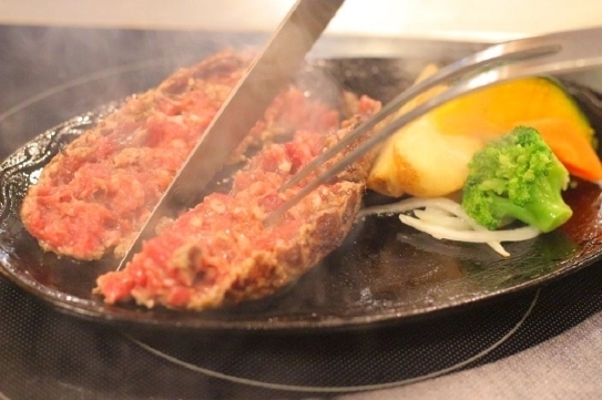 「【水戸】お肉にこだわるレストランです【ハンバーグ】」