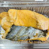 サワラ（アラ）の煮付「【西大寺・仕出し・巻ずし】卒業式のお祝いに♪華やかな「ばらずし」＆法事用料理のご案内（アーモンドのつぼみが膨らみました🌸）」