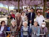 「デイサービス金太郎黒木町大藤見学へ八女市議花下さんと記念撮影〜‼️YouTube見てね(^O^)‼️。」