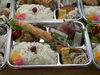 「棟上げ弁当」