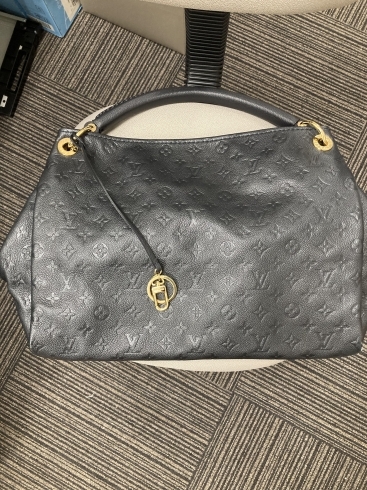 「【LOUIS VUITTON アーツィー　高価買取】東京都武蔵野市の買取専門店・おたからや　イトーヨーカドー武蔵境店【電話相談無料＆査定無料】」