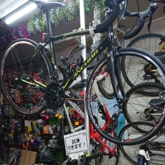 初めまして。札幌市南区真駒内にある、もんまサイクル真駒内本店です。