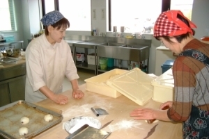 ふれ愛の里<br>食と健康の養生館１階 加工実習室