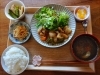 メインは【酢豚】副菜2品、ご飯、汁物、デザート付「週替りランチは今日から【酢豚】です！！」