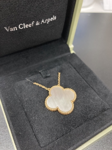 「【ヴァンクリーフアンドアーペル　(Van Cleef & Appels）高価買取】横浜の買取専門店「おたからや　横浜西口店」電話相談無料＆査定無料♪」