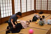 お子様と一緒でも無理なく運動できる「子どもと一緒に過ごす、産後ピラティスレッスンのひとこま」