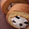 たっぷりクリームがつまったロールcake「おいしいおやつ」