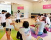 選ばれ　続けていただけるのには理由があります。「ピアノが弾ける英語のお兄さん&体操のお兄さん　親子英語クラス　英語&ダンス　glory」