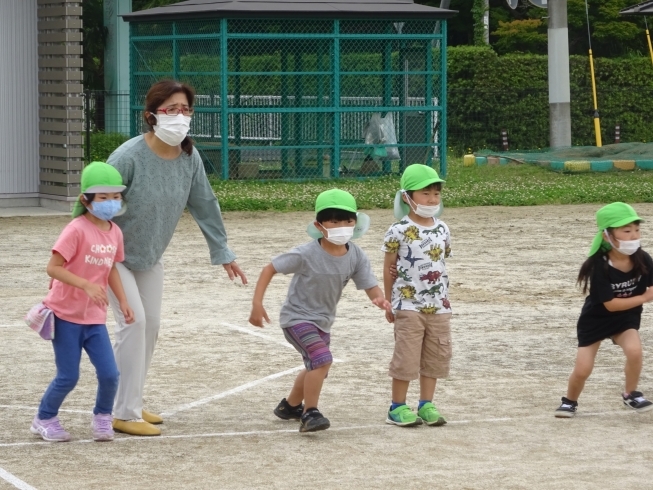 評議員さんと「だるまさんがころんだ」「評議員さんとの関わり」