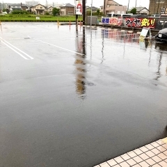 【タイヤ・車検・オイル交換・カー用品】天気悪いな。雨対策