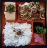 「明日の幕の内弁当は塩焼きちゃんぽんと鶏そぼろ奴」