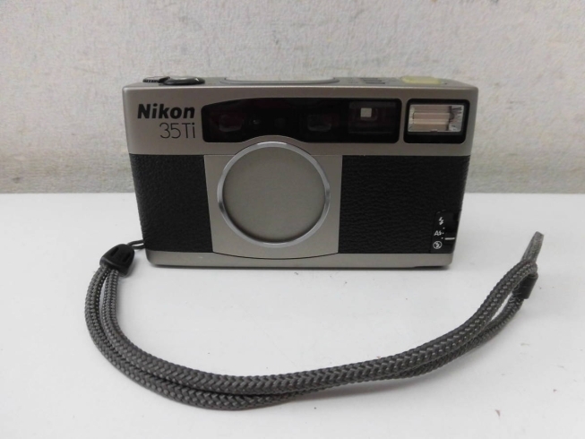 Nikon 35Ti コンパクトフィルムカメラ「ニコン Nikon 35Ti コンパクトフィルムカメラの買取は札幌市白石区の大吉白石栄通店にお任せ下さい。」
