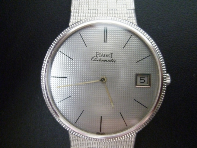 高級時計ブランドの一角ピアジェ「ピアジェの金無垢時計をお買取り♪　買取専門 金のクマ 沼津店」