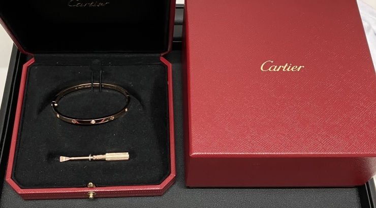 Cartier ラブブレス「【Cartier(カルティエ) 高価買取】大田区蒲田の買取専門店「おたからや　蒲田西口本店」電話相談無料＆査定無料♪」