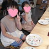 いつも来てくれる可愛い生徒さん♡「ポーセラーツでお皿を作ろ〜」