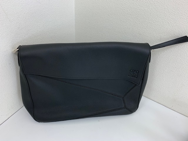 LOEWE ロエベと読みます! ブランドバッグ買取「K24インゴット本日の当店買取価格は1g7824円です 外貨両替は円への交換レート手数料込み1ドル134.47円、1ユーロ132.68円 安心の現金買取 貴金属「買取りと査定」は「チケット大黒屋」金町北口店」
