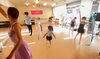 リボン「ダンススポーツ　バレエ　ジャズ　まとめて学べるスクール」