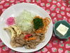 「本日のAランチは　焼肉と揚げ餃子です。」