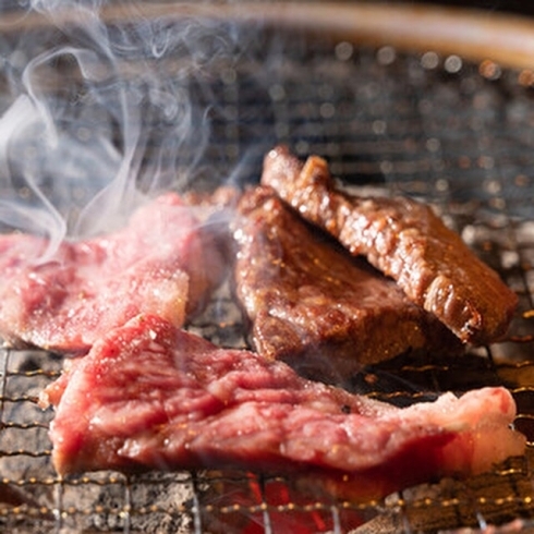備長炭で焼くお肉は最高です✨「日曜日営業❣️ 炭火焼焼肉久保屋✨」