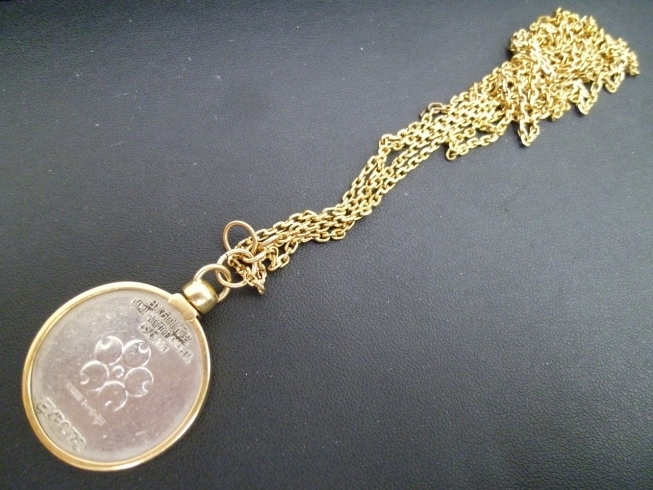 エキスポ70の記念メダルの付いたネックレス「メダルや金貨つきネックレスはアツい　買取専門 金のクマ 沼津店」