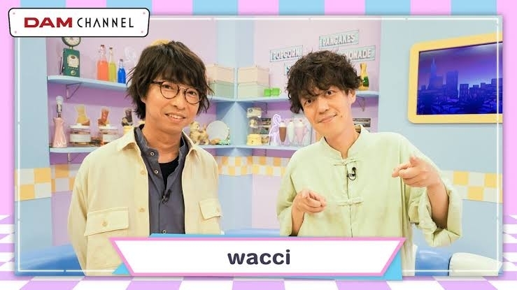 「DAMチャンネルには、ゲストとして「wacci」から橋口洋平さん・因幡始さんが出演中！」