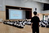 体育館にて授業中「中学生たちと一緒に授業を受けてきました！！！」