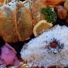 「明日の日替り弁当はアジのピカタ」