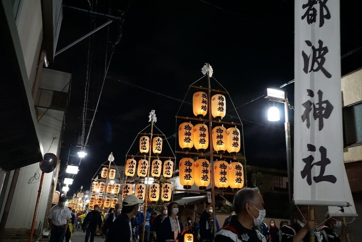 献灯行事（宵宮）「まいぷれ橿原編集部が久しぶりの奈良県御所市鴨都波神社の秋季大祭を見学してきました。」