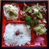 「明日の幕の内弁当は豚の山椒炒めと五島うどん」