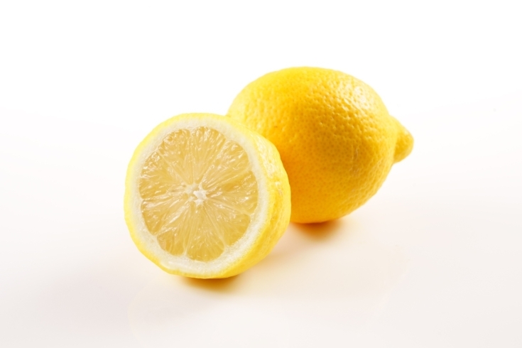 ビタミンCが豊富で知られるレモン「必須でとりたいビタミンCとその隠された能力」