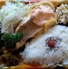「明日の日替り弁当は白身魚のソテー明太クリームソース」