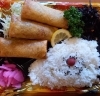 「明日の日替り弁当は肉春巻き」