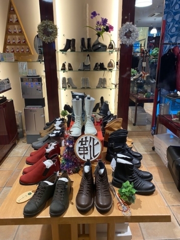 「冬靴入荷しました〜(札幌近郊、石狩、40代、50代、手稲からもアクセスしやすい石狩のレディースファッション専門店)」
