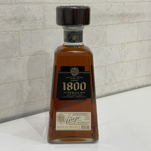 クエルボ 1800 アネホ「Jose Cuervo クエルボ 1800 アネホ テキーラをお買取りしました【銀座パリス亀有ゆうろーど店】」