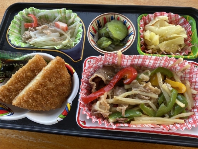 こちらは一例です！「日替わり弁当【牛肉と彩り野菜のオイスター炒め　450円】」