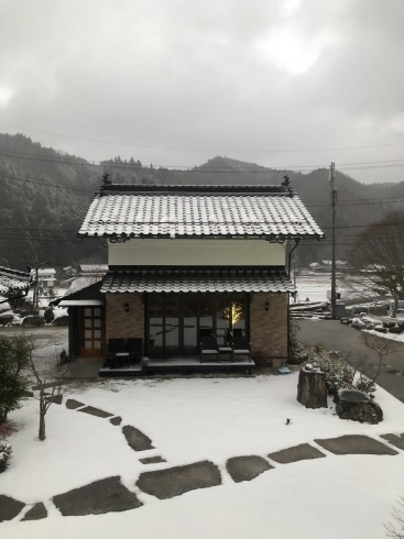 雪の朝となりました「これぞ！冬の千屋❄️」