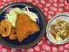 「本日のAランチは　すき焼き風煮物とミックスフライです。」