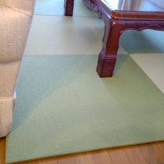 新畳、畳替え、置き畳、畳の事ならお任せ下さい！丸い畳座布団なども手作りしています！
