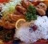 「明日の日替り弁当は鶏のオレンジ唐揚げ」
