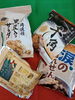 安心、安全なおかき・涙の割れせん「⭐お待たせ致しました。入荷致しました。⭐安心、安全なおかき・涙の割れせん・一味マヨネーズ・黒豆入りサラダ・マヨネーズ　⭐化学調味料、着色料は使用していません。⭐美味しい・ 安心・安全なおかき、 素材のもつ本来の味をお楽しみください。♬」