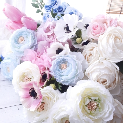 クラッチブーケの花材　春の花嫁様「クラッチブーケレッスン用のお花が揃いました。　奈良県葛城市フラワー教室」