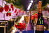 「夜のいちご狩り×シャンパン飲み放題 「シャンパンベリーナイト」」