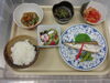 「昼食と夕食の宅配もやっています。」