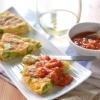 緑野菜のオムレツ　ミニトマトのソース