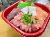 「金曜は名物『どん丸丼』♪人気の冠商品！お得な日替りサービス丼は500円（税込）★堀切菖蒲園駅より徒歩3分♪店長山本が安心安全な美味しい「価値ある丼」を提供します！」