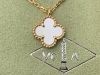 バンクリ ネックレス 高価買取 パールも買取歓迎「Van Cleef & Arpels ヴァンクリ ネックレス 高価買取させて頂きました。 ブランドジュエリー、ダイヤ、色石、赤珊瑚、パール買取ます ブランド品と貴金属「買取りと査定」は「チケット大黒屋」金町北口店」
