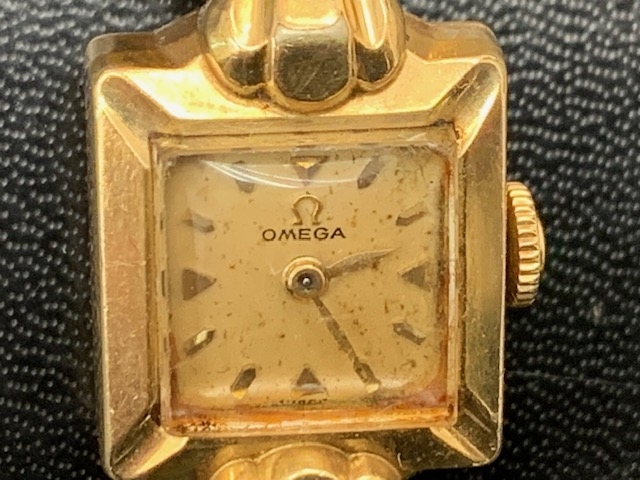 アンティーク腕時計　買取は当店です！「オメガ　OMEGA　アンティーク腕時計  　高価買取させて頂きました。　　遺品整理、生前整理　貴金属、切手、ブランド品　「買取」は当店です　  　ブランド品と貴金属「買取りと査定」は「チケット大黒屋」金町北口店」