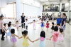2歳からOK！丁寧に指導します。（写真は墨田本校）「船堀校プレオープン記念！船堀校での無料体験レッスン日程が決まりました！」